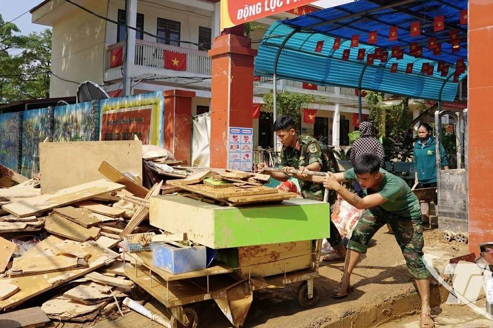 Ngành Thuế khẩn trương hỗ trợ người nộp thuế bị thiệt hại do mưa lũ