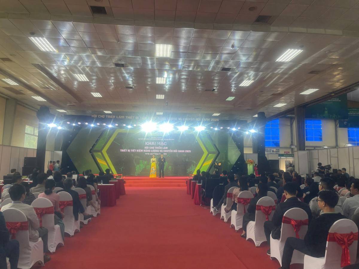 Khai mạc Triển lãm Thiết bị Tiết kiệm năng lượng và Chuyển đổi xanh 2025