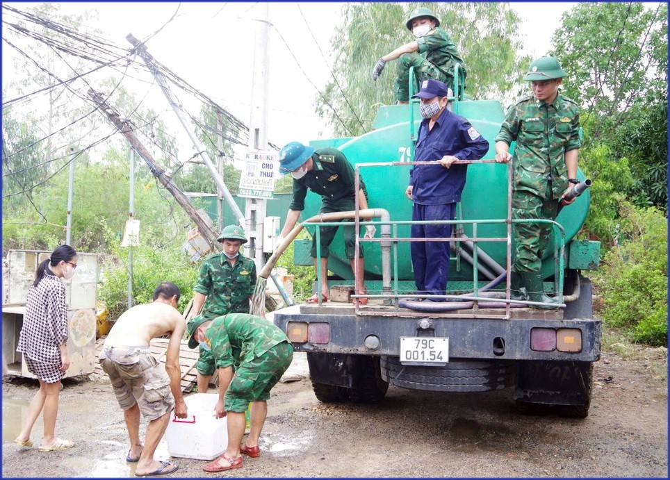 Triệu vòng tay đồng hành cùng báo chí hướng về đồng bào - trong giai đoạn hỗ trợ tái thiết sau lũ.