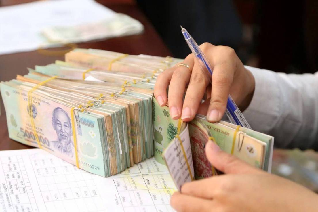 Giám sát tiền lương, thưởng Tết 2026: Bộ Nội vụ yêu cầu địa phương báo cáo trước 25/12