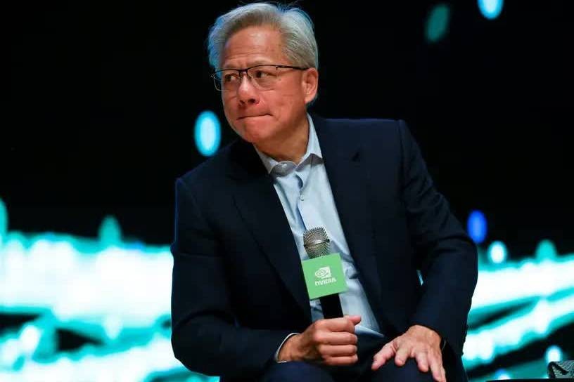 Tháng 11 đầy biến động của CEO Jensen Huang - Nvidia