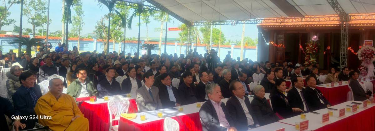 Đền Để Xuyên khoác “áo mới”: Linh thiêng giữa lòng quê hương