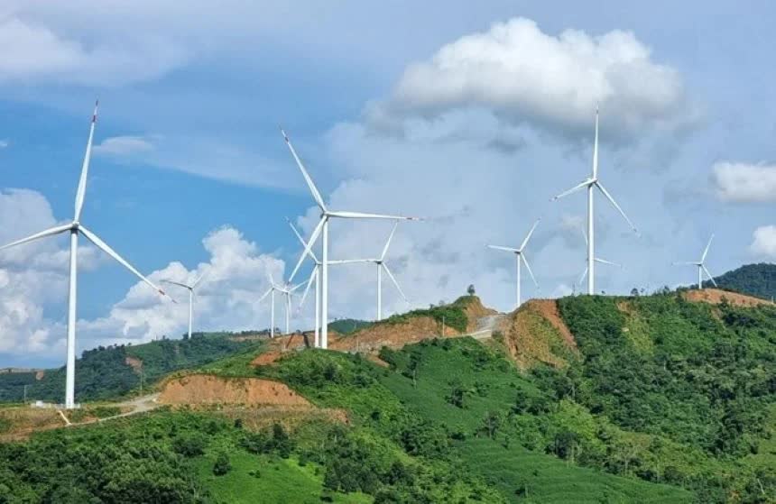 Cổ phiếu HID tăng nóng sau thương vụ Halcom Việt Nam chuyển giao quyền phát triển dự án điện gió cho Vingroup