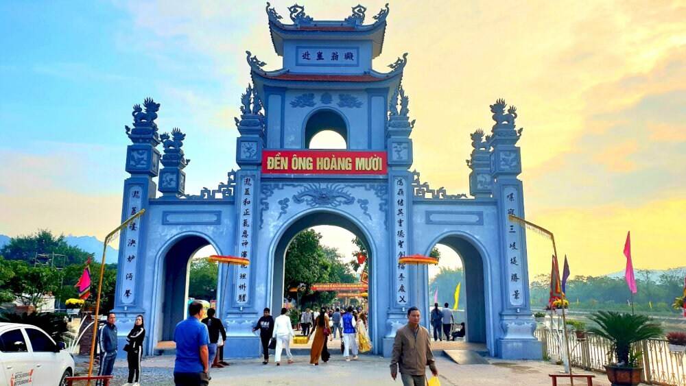 Lễ giỗ Ông Hoàng Mười tháng 10 điểm nhấn tâm linh du lịch đặc sắc của xứ Nghệ