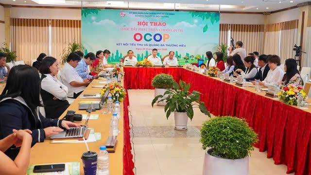 Hội thảo thu hút rất nhiều các ý kiến thảo luận, chia sẻ tâm huyết