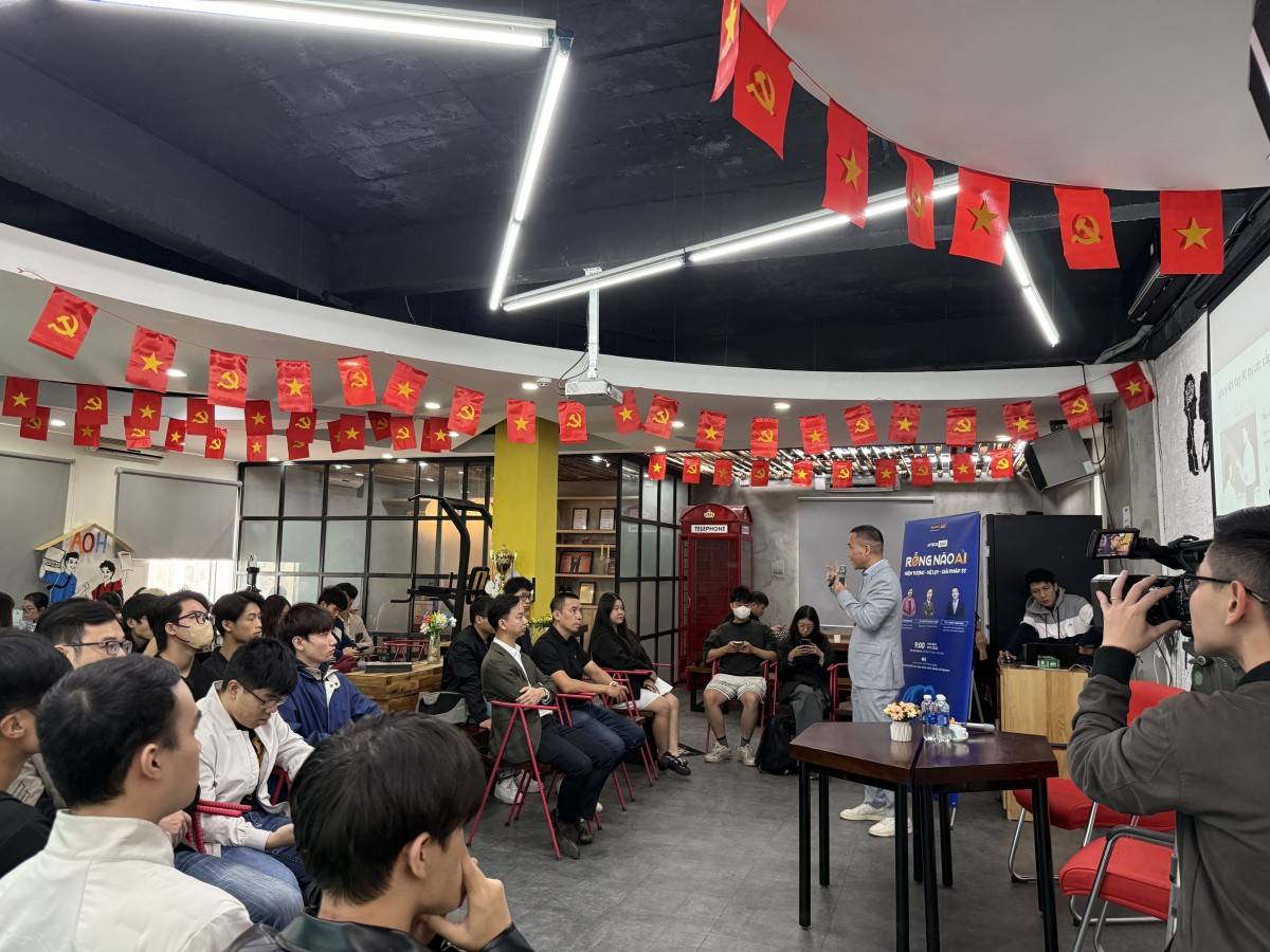 Ưu tiên đào tạo nhân lực AI ứng dụng: Hướng đi giúp Việt Nam tạo ra năng suất từ trí tuệ nhân tạo