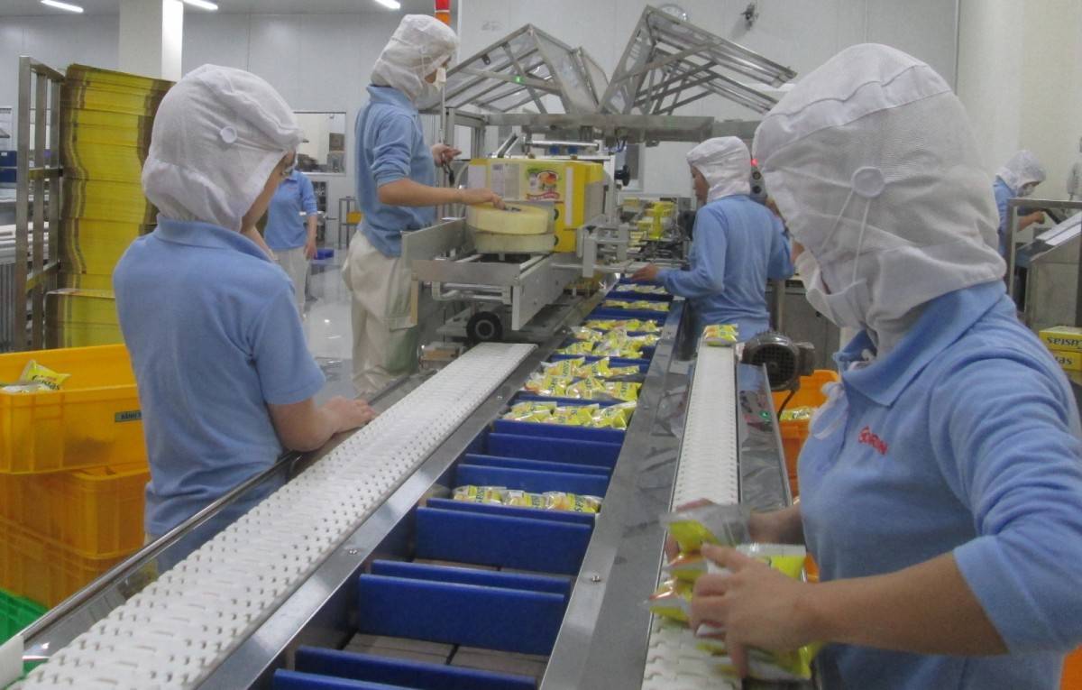 Mưa bão làm gián đoạn chuỗi cung ứng, sản xuất tháng 11 vẫn tăng trưởng mạnh