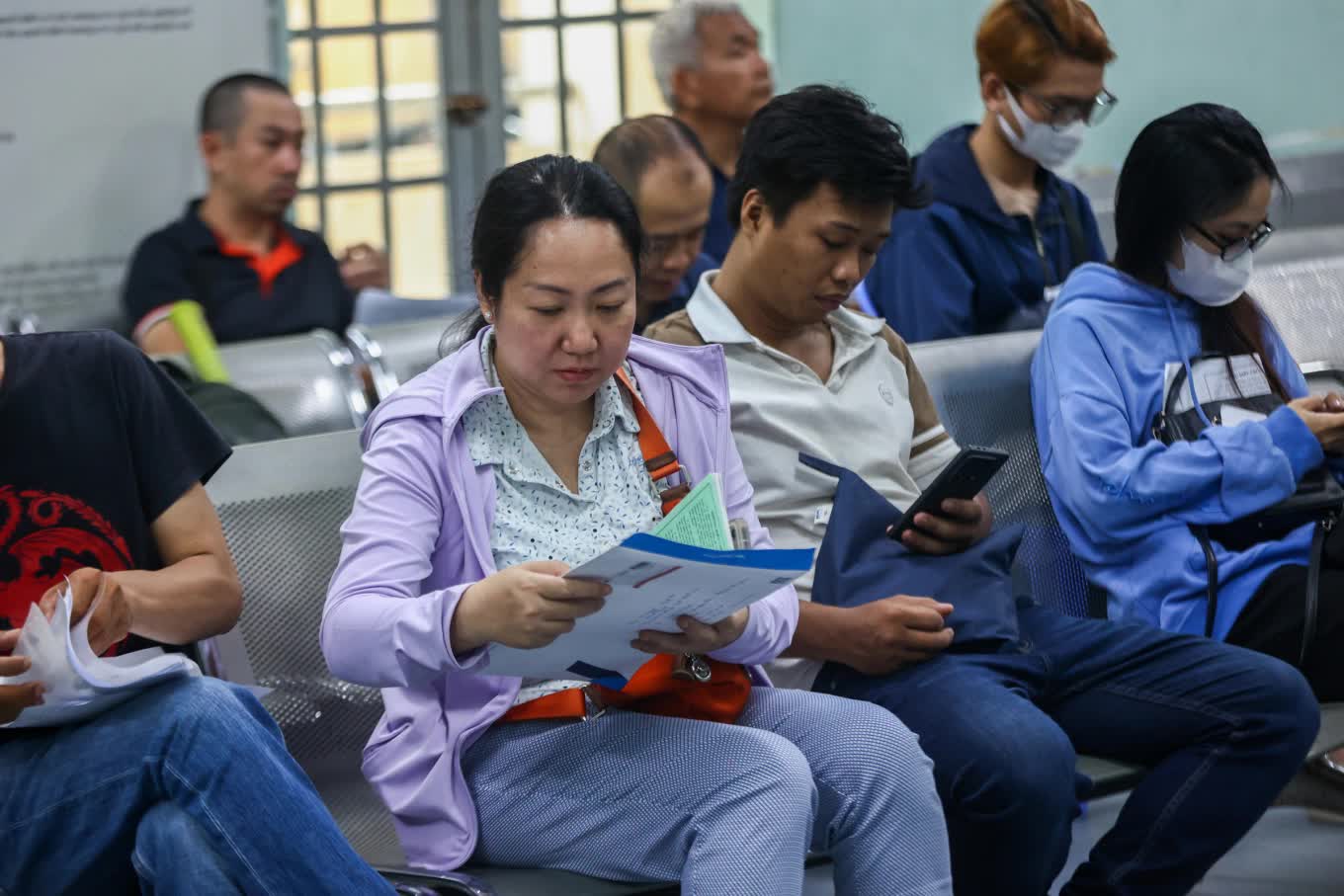 TP. Hồ Chí Minh công bố mức lương tối thiểu vùng áp dụng từ 1/1/2026