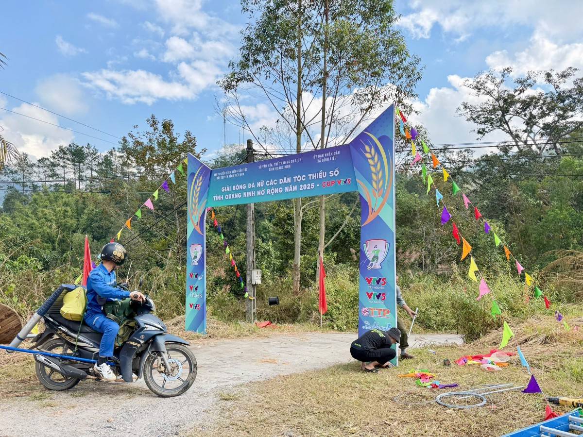 Sắc màu trên sân cỏ Bình Liêu: Giải bóng đá nữ dân tộc thiểu số 2025 – cúp VTV5 khởi tranh