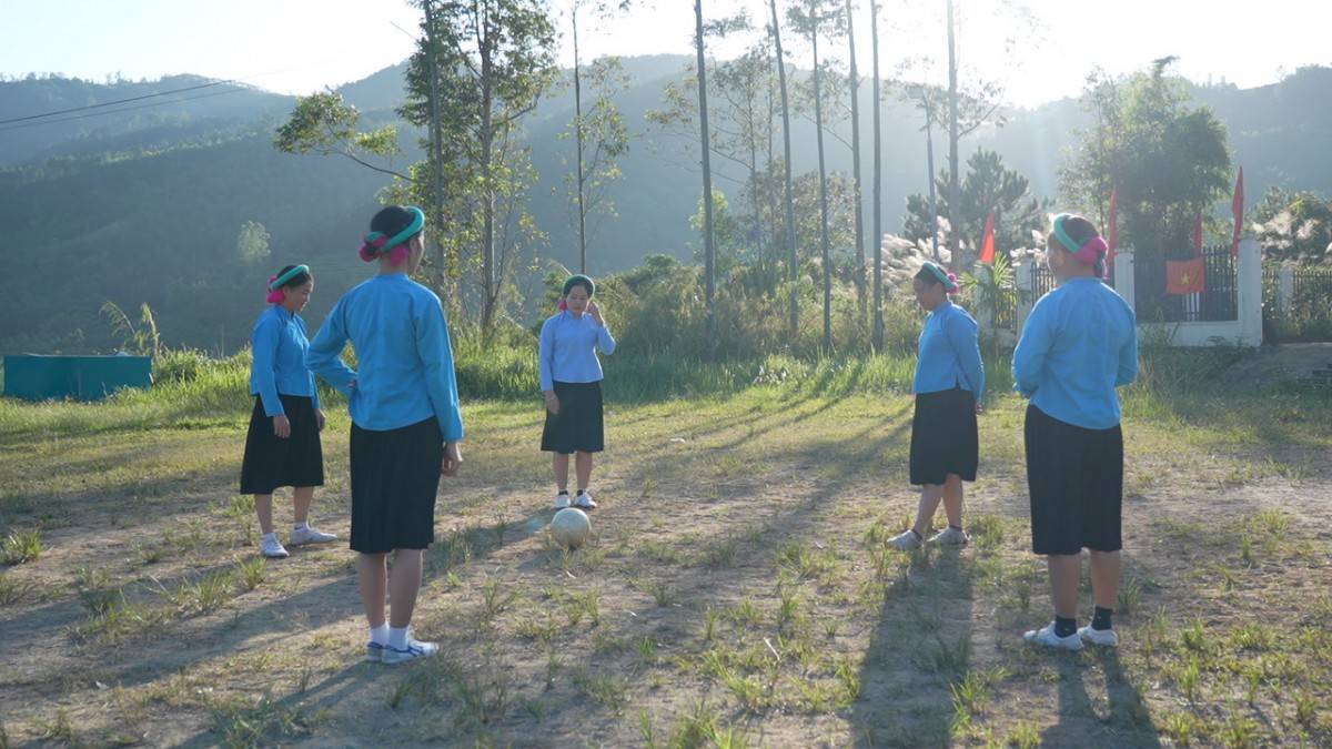 Sắc màu trên sân cỏ Bình Liêu: Giải bóng đá nữ dân tộc thiểu số 2025 – cúp VTV5 khởi tranh