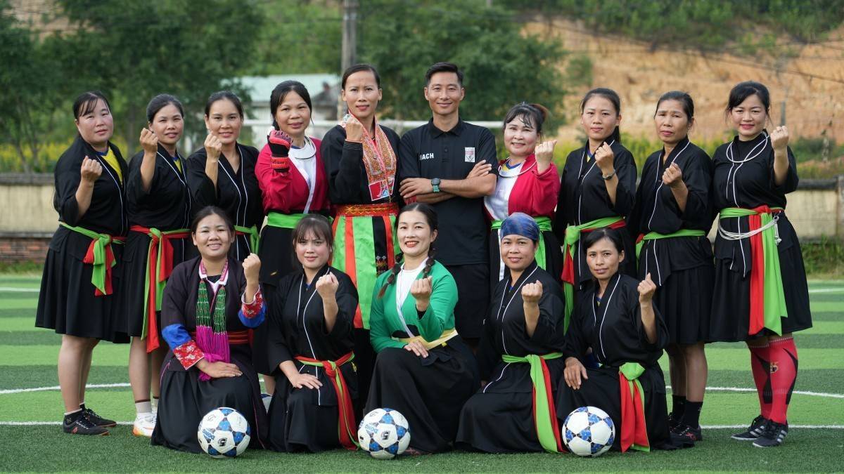 Sắc màu trên sân cỏ Bình Liêu: Giải bóng đá nữ dân tộc thiểu số 2025 – cúp VTV5 khởi tranh