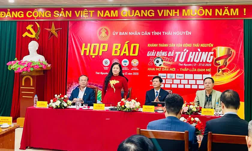 Thái Nguyên: Tổ chức giải bóng đá tứ hùng trên sân vận động 22.000 chỗ ngồi