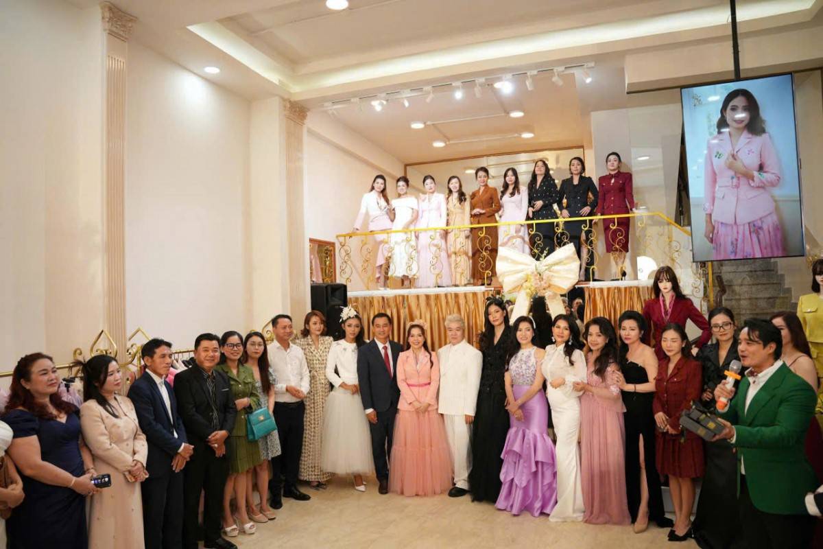 thời trang Việt hoàn toàn có thể vươn tầm quốc tế.