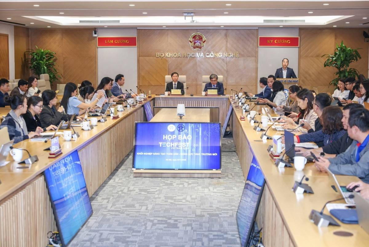 Hà Nội đẩy mạnh đầu tư khoa học công nghệ, sắp xây dựng loạt phòng lab trăm triệu USD