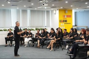 Biến linh hoạt thành sức mạnh quản trị tại ROX Group