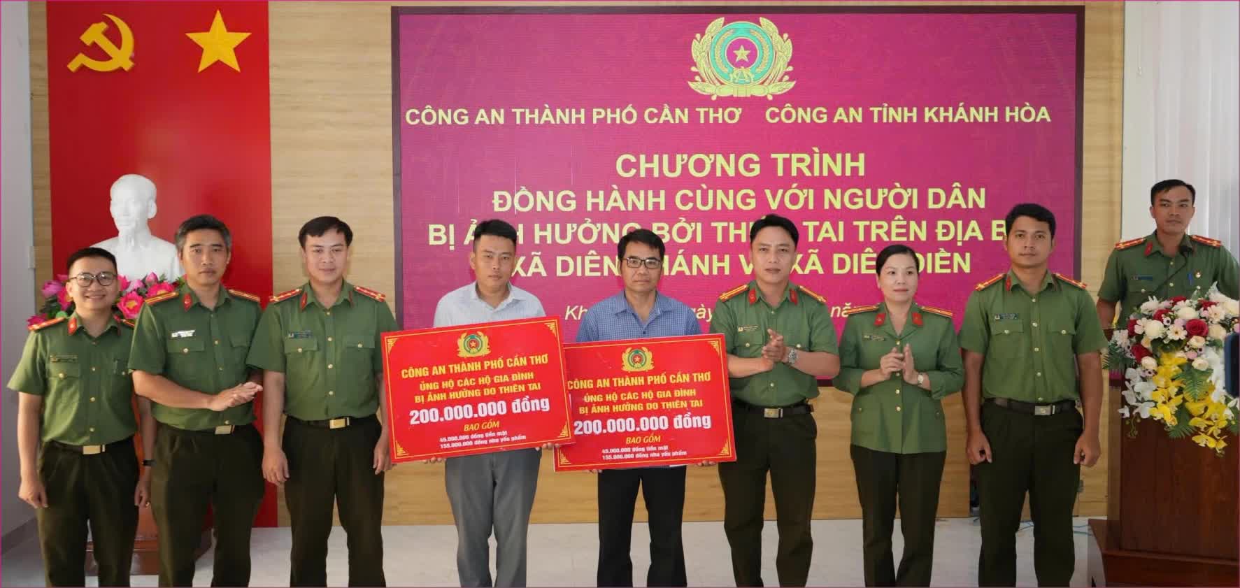 Phó Chủ tịch Quốc hội Nguyễn Khắc Định thăm, hỗ trợ Khánh Hòa khắc phục hậu quả bão lũ