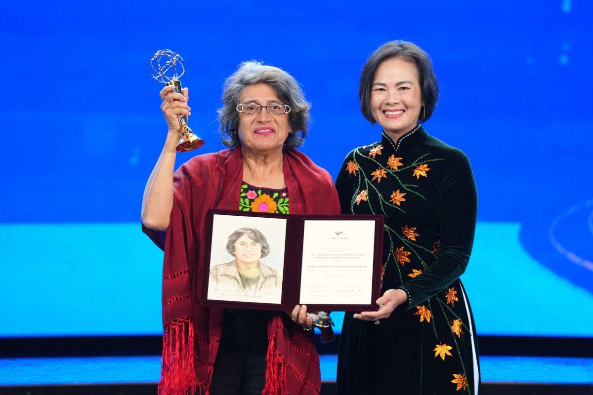 Giải Đặc biệt VinFuture 2025 dành cho Nhà khoa học đến từ các nước đang phát triển vinh danh GS. María Esperanza Martínez-Romero (Mexico)