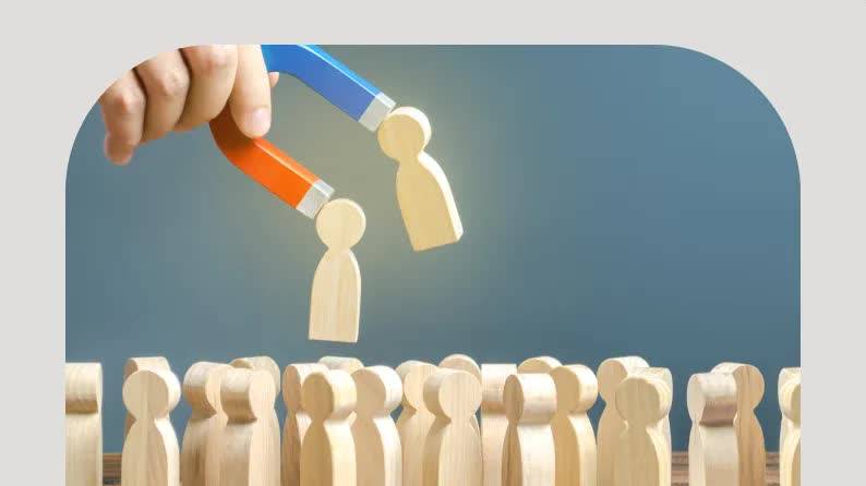 Giữ chân người tài giữa hành trình tinh gọn: Bài toán chiến lược của lãnh đạo thời AI