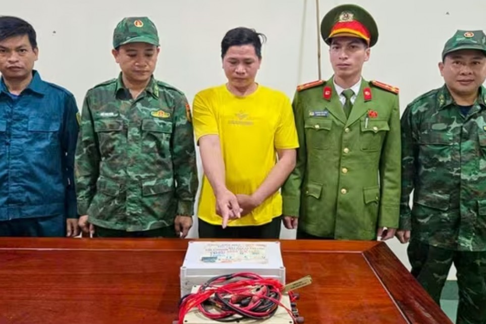 Quảng Trị: Bắt giữ đối tượng dùng xung điện khai thác thủy sản trái phép