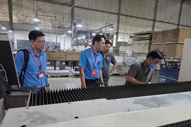 Công đoàn phường Bình Dương tăng cường bám sát cơ sở, chuẩn bị đại hội công đoàn nhiệm kỳ mới