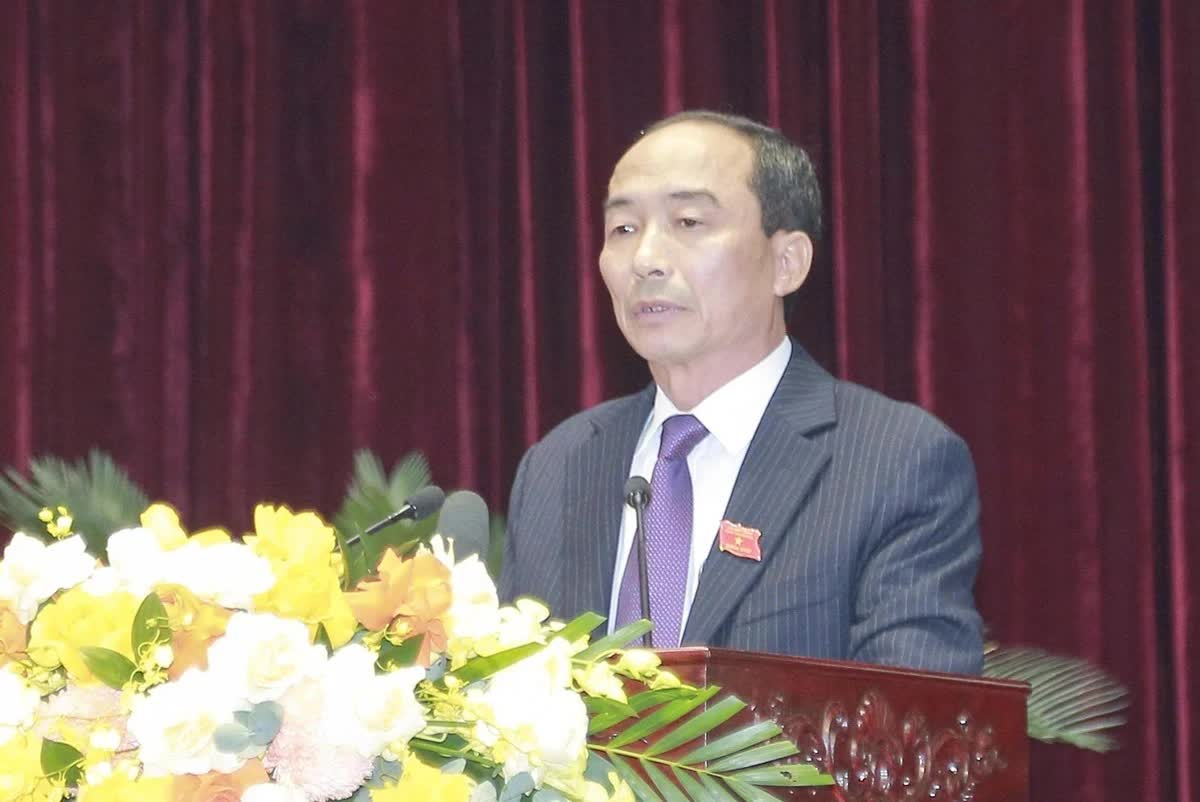 Đồng chí Lê Tiến Lam, Phó Chủ tịch Thường trực HĐND tỉnh phát biểu khai mạc kỳ họp.