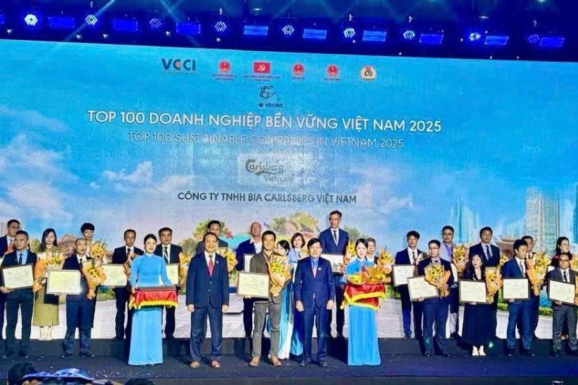 Carlsberg Việt Nam được vinh danh trong Top 100 doanh nghiệp bền vững nhất Việt Nam