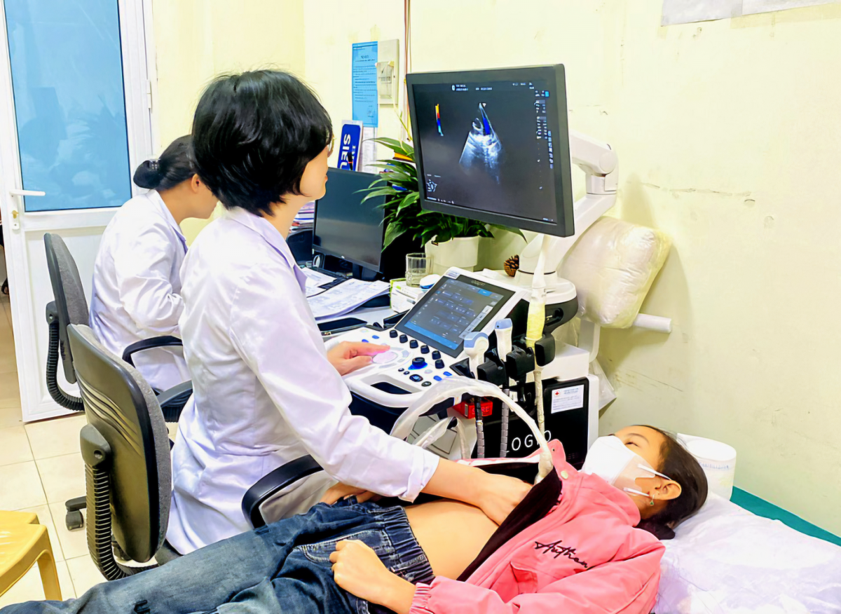 Phú Thọ: Gần 1.000 trẻ được khám sàng lọc tim bẩm sinh miễn phí