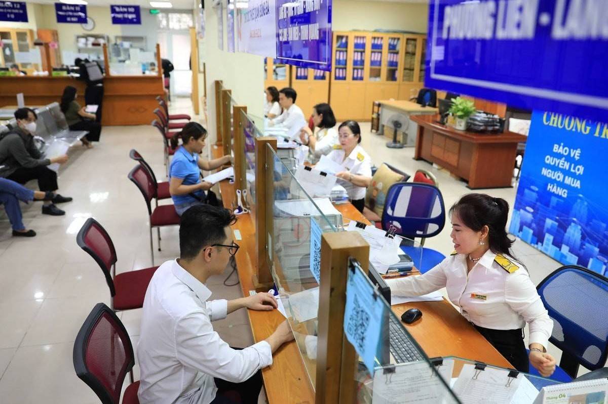 Miễn, giảm hơn 117.000 tỷ đồng thuế, phí trong 11 tháng, thu ngân sách vẫn vượt xa dự toán