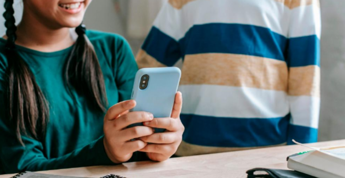 Australia cấm trẻ em dưới 16 tuổi dùng mạng xã hội, mở ra tiền lệ quản lý mới trên thế giới