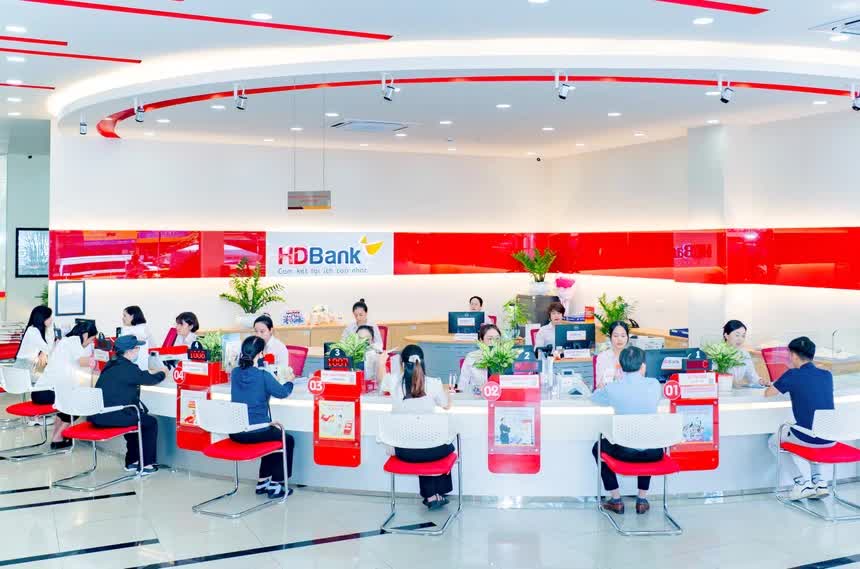 HDBank chốt quyền chi trả gần 30% cổ tức và cổ phiếu thưởng trong ngày 19/12.