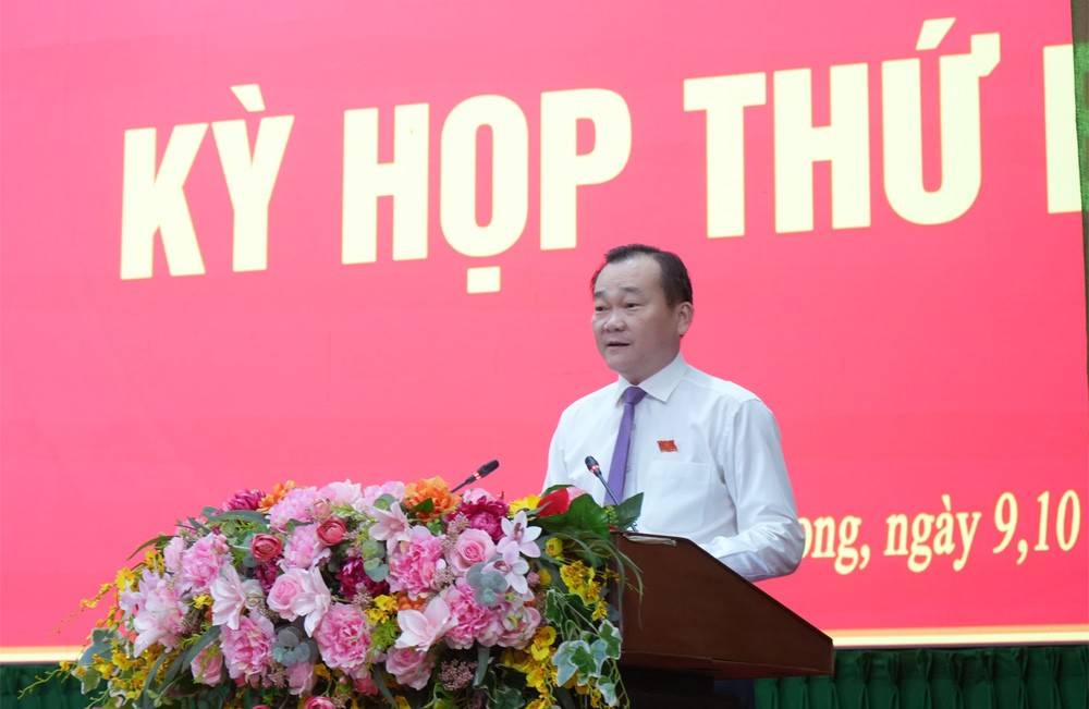 Phó Bí thư Tỉnh ủy, Chủ tịch HĐND tỉnh Nguyễn Minh Dũng phát biểu bế mạc.