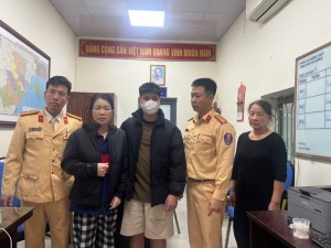 Hải Phòng: Chiến sĩ Cảnh sát đường thủy An Dương kịp thời cứu sống một phụ nữ nhảy cầu An Đồng