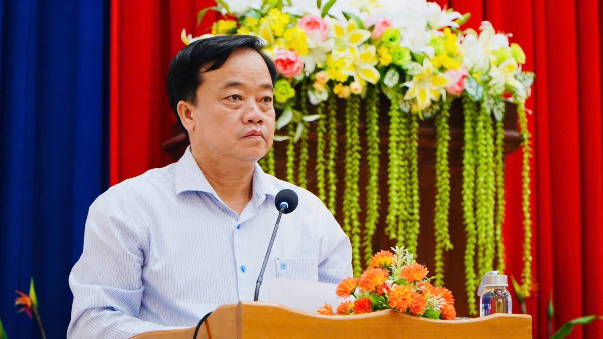 Đồng chí Huỳnh Quốc Việt, Uỷ viên Dự khuyết Ban Chấp hành Trung ương Đảng, Phó Bí thư Thường trực Tỉnh uỷ,