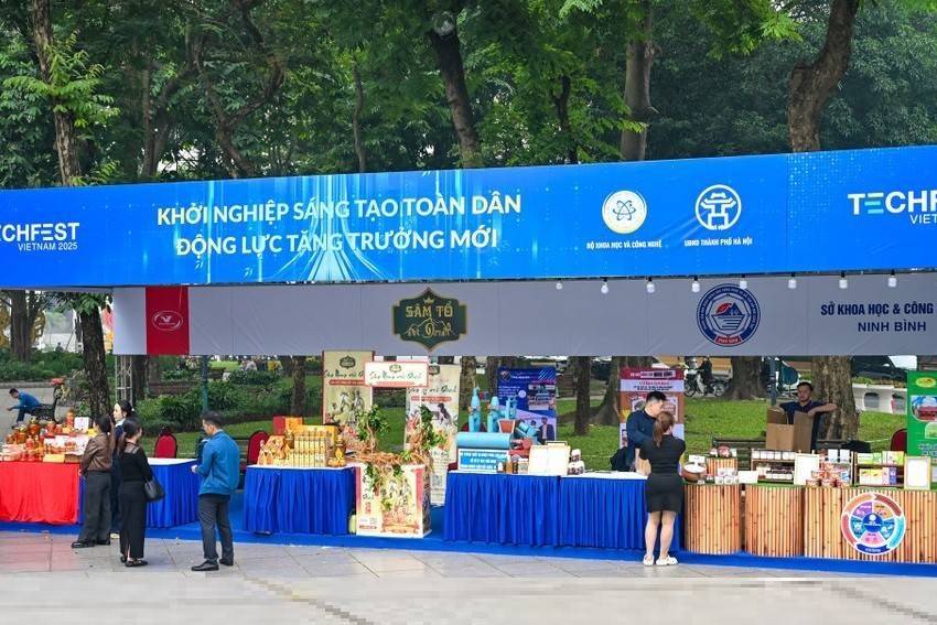 Techfest Việt Nam 2025 khai mạc giữa lòng Thủ đô, mở ra làn sóng khởi nghiệp sáng tạo toàn dân