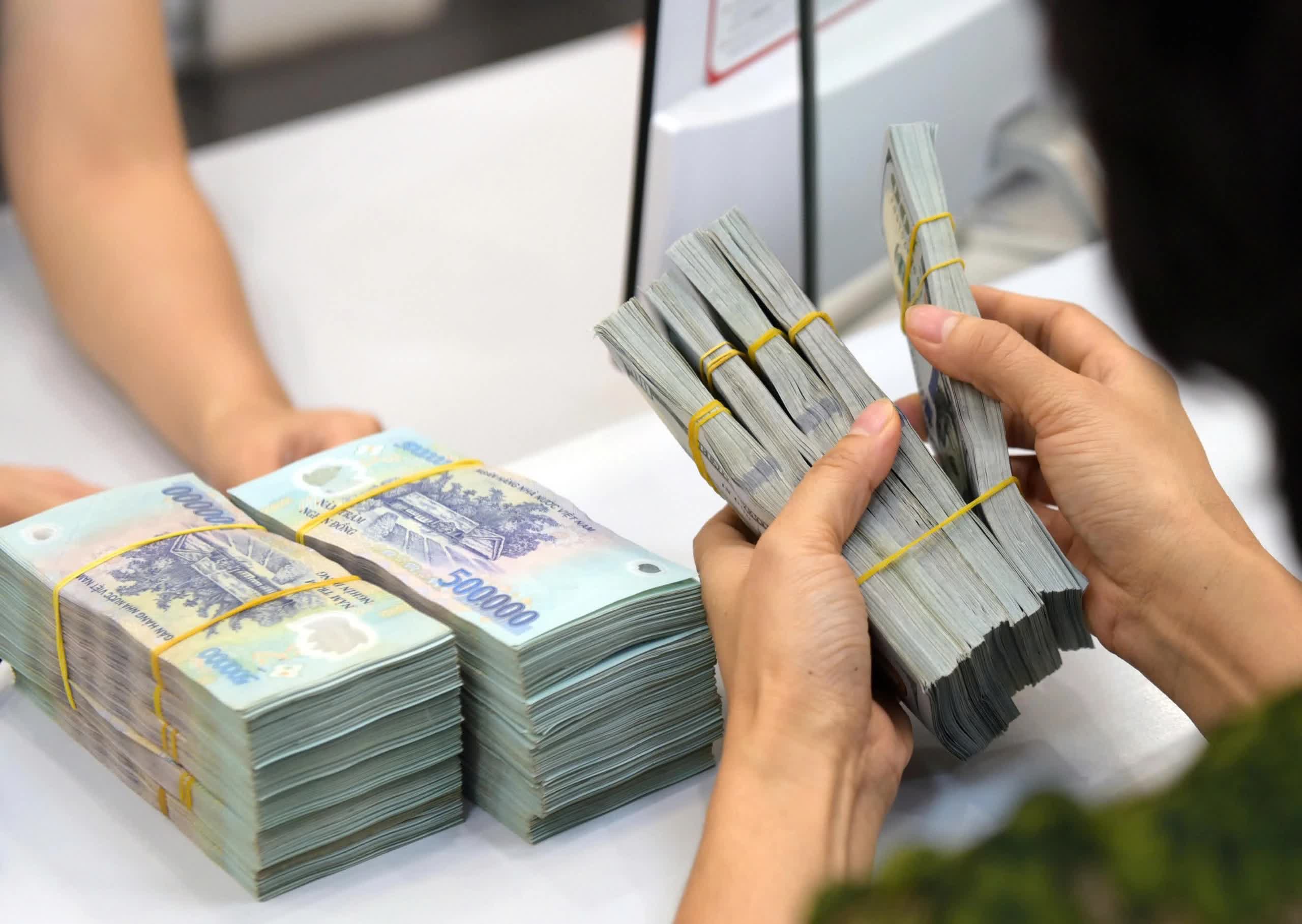 Lãi suất ngân hàng ngày 6/5/2026: Big4 chạm 7,4%, thị trường xuất hiện mức 10,7%