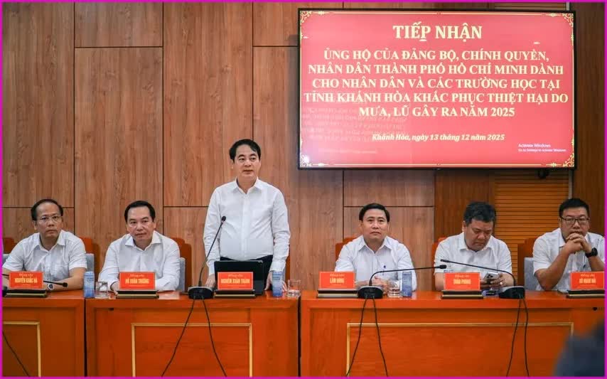 TP. Hồ Chí Minh tiếp tục trao hơn 57 tỷ đồng hỗ trợ Khánh Hòa khắc phục hậu quả thiên tai