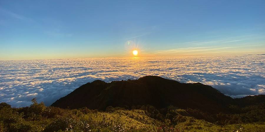 Lảo Thẩn thiên đường mây trên “nóc nhà Y Tý” giữa mùa đẹp nhất của Tây Bắc
