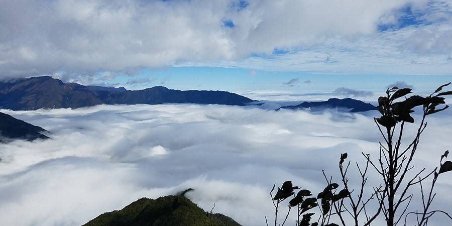 Lảo Thẩn thiên đường mây trên “nóc nhà Y Tý” giữa mùa đẹp nhất của Tây Bắc