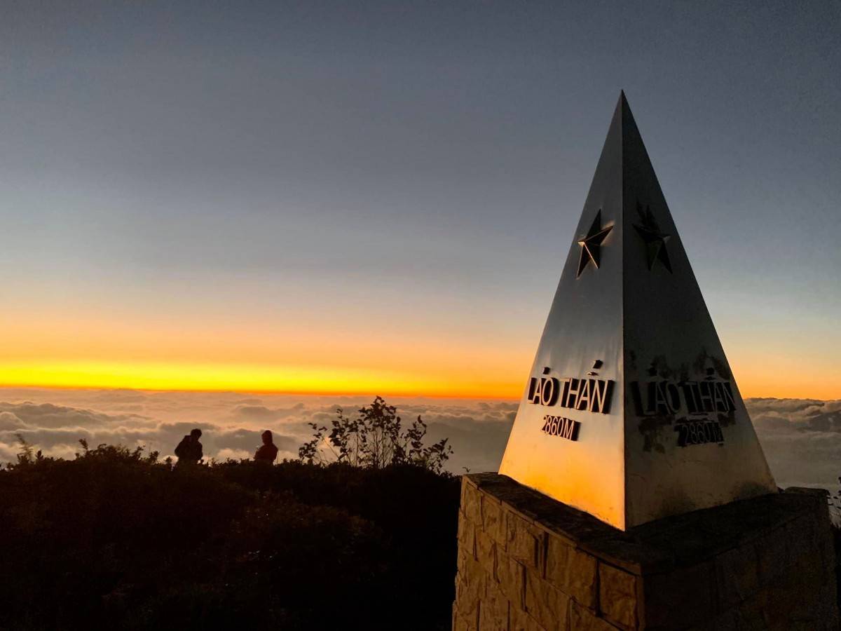 Lảo Thẩn thiên đường mây trên “nóc nhà Y Tý” giữa mùa đẹp nhất của Tây Bắc