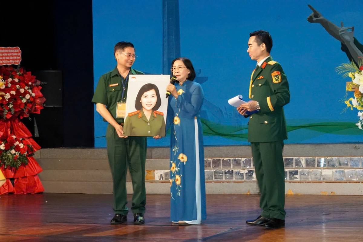 CLB Trái tim người lính Phương Nam ra mắt Ban Pháp luật – Chính sách – Người có công