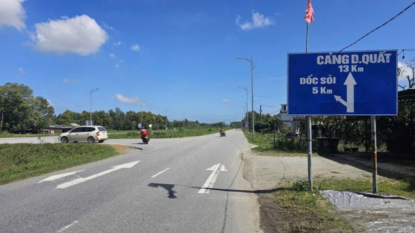 Dự án nâng cấp, mở rộng hệ thống hạ tầng giao thông trên địa bàn Khu kinh tế Dung Quất, với vốn đầu tư 350 tỉ đồng