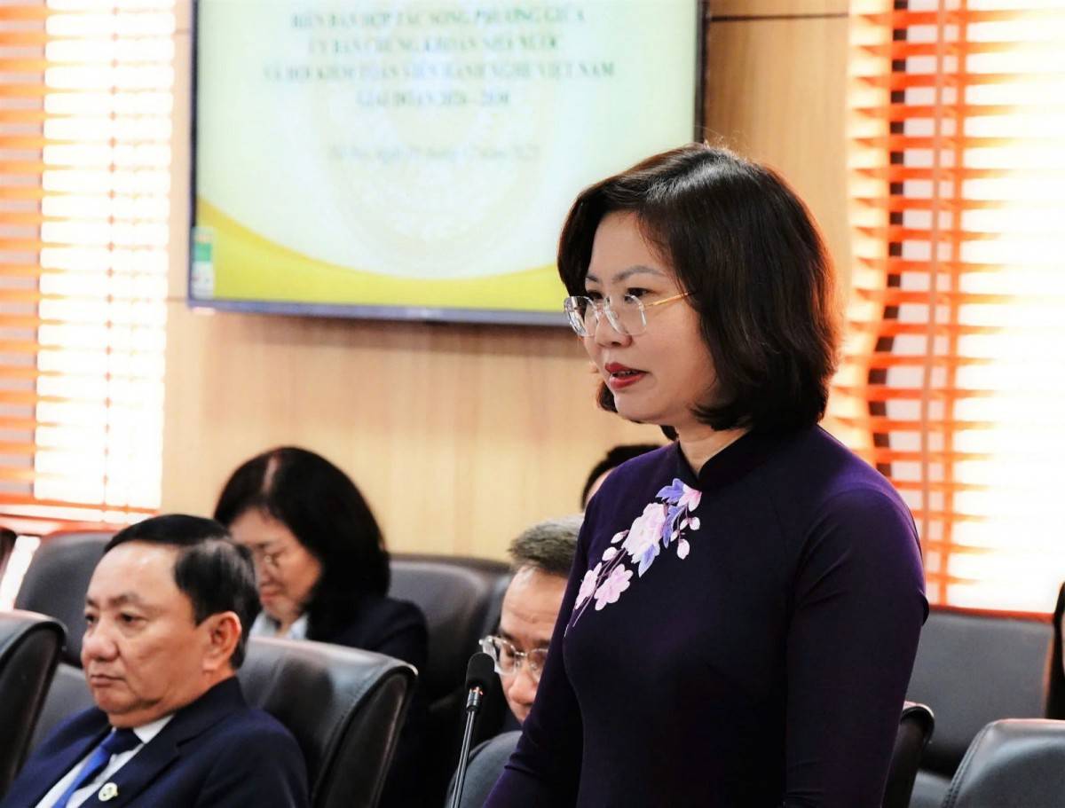 UBCKNN và Hội kiểm toán viên hành nghề Việt Nam ký hợp tác