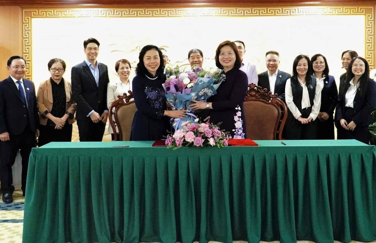 UBCKNN và Hội kiểm toán viên hành nghề Việt Nam ký hợp tác