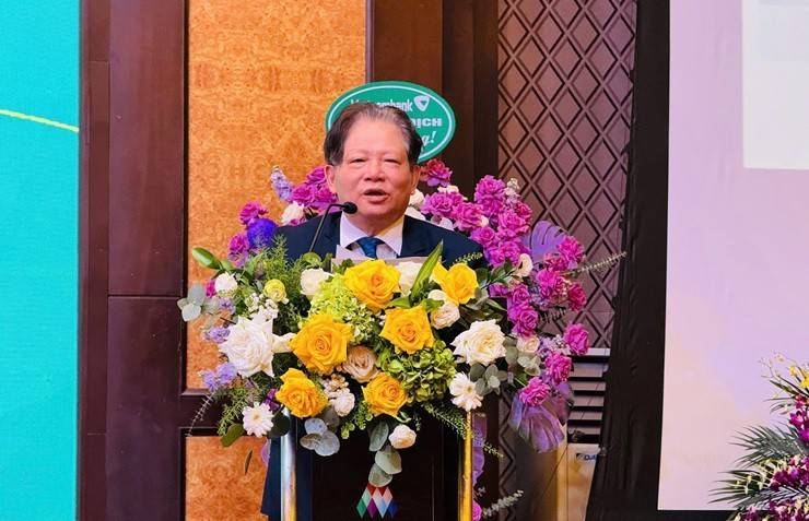 Ông Đào Hữu Huyền và canh bạc đưa Hóa chất Đức Giang lên đỉnh cao