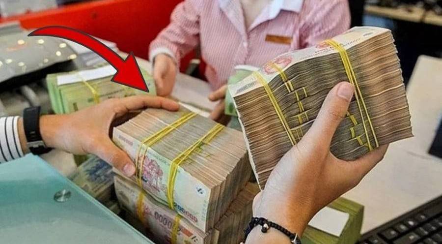 Lãi suất ngân hàng ngày 17/12/2025: Big4 nhập cuộc đua tăng lãi suất
