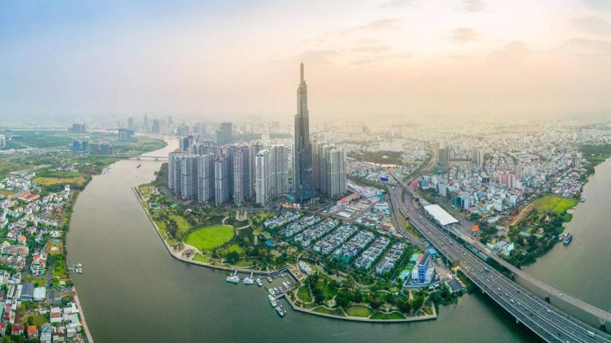 Kinh tế Việt Nam 2025: Thách thức chồng chất nhưng vẫn duy trì đà tăng trưởng ấn tượng