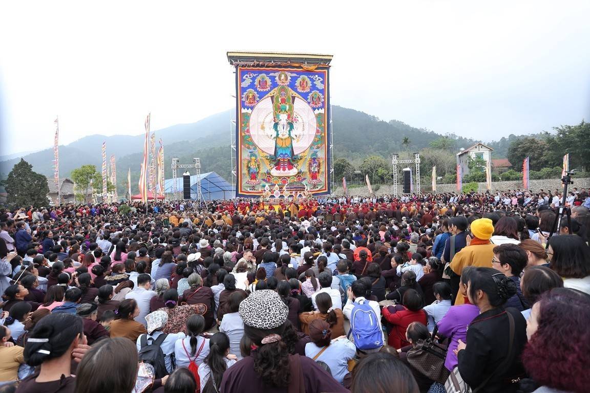 Hành trình tâm linh đón năm mới 2026 tại Đại Bảo tháp Mandala Tây Thiên