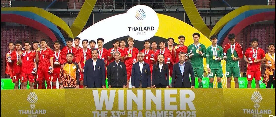 Ngược dòng kinh điển trước Thái Lan, U22 Việt Nam viết nên bản hùng ca SEA Games 33
