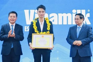 Vinamilk là doanh nghiệp ngành sữa duy nhất nhận bằng khen của Bộ Công thương