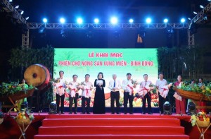 Phường Bình Đông (TP. Hồ Chí Minh): Khai mạc phiên chợ nông sản vùng miền - Bình Đông